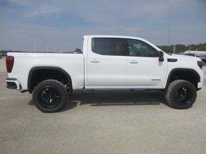 New 2026 GMC Sierra 1500 Elevation w/ Elevation Premium Package