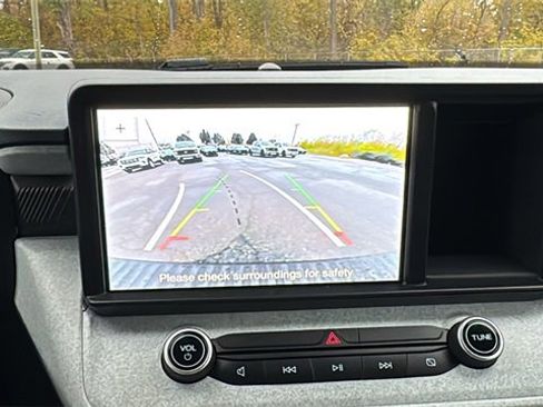 Certified 2022 Ford Maverick XLT w/ Equipment Group 300A Standard image 24