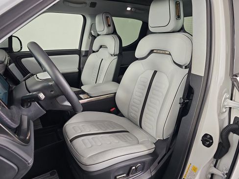 Used 2023 Rivian R1T Adventure image 20