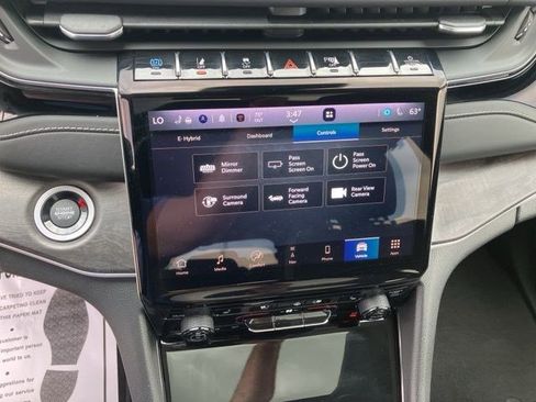 Certified 2022 Jeep Grand Cherokee Limited 4xe w/ Luxury Tech Group II AWD/4WD image 19