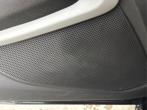 Used 2018 Chevrolet Camaro SS RWD image 37