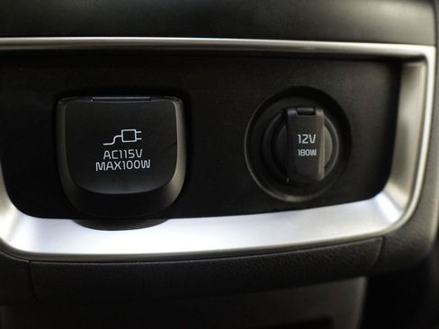 Used 2026 Kia Carnival SX w/ SX Dark Edition Package FWD image 26