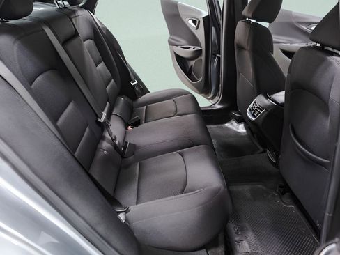 Used 2025 Chevrolet Malibu LT image 35