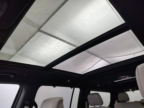 New 2026 Jeep Grand Wagoneer Limited AWD/4WD image 6
