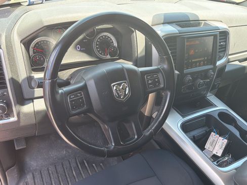 Used 2017 RAM 1500 Big Horn RWD image 15