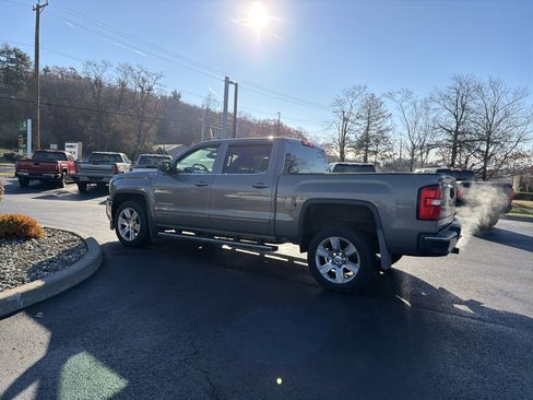 Used 2017 GMC Sierra 1500 SLE w/ SLE Value Package image 8