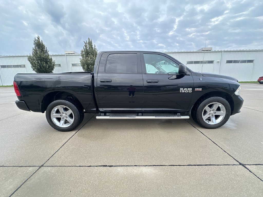 Used 2014 RAM 1500 Express AWD/4WD image 13