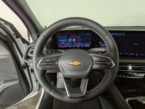 New 2026 Chevrolet Traverse LT w/ Driver Confidence Package image 19