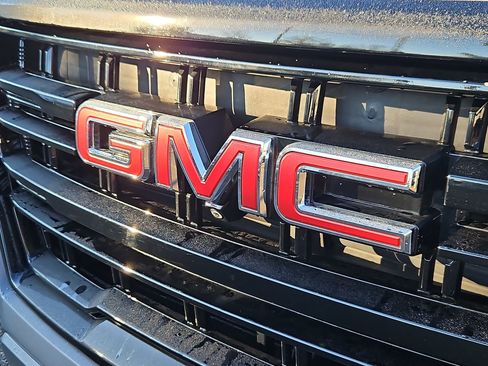 Used 2021 GMC Yukon AT4 w/ AT4 Premium Plus Package image 27