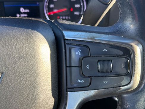 Used 2021 Chevrolet Silverado 1500 LT RWD image 9