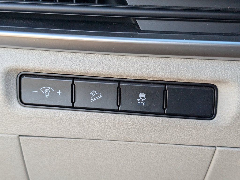 Certified 2023 Kia Telluride S w/ S Sunroof Package FWD image 26