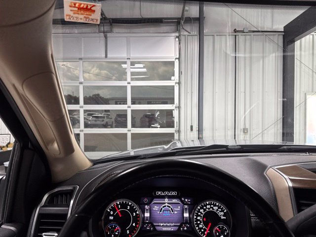 Used 2022 RAM 2500 Laramie AWD/4WD image 9