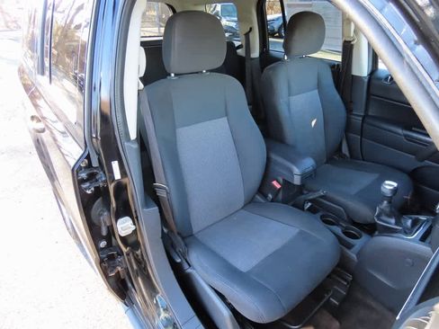 Used 2013 Jeep Patriot Sport w/ PWR Value Group image 17