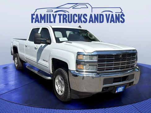 Used 2015 Chevrolet Silverado 2500 LT AWD/4WD image 7