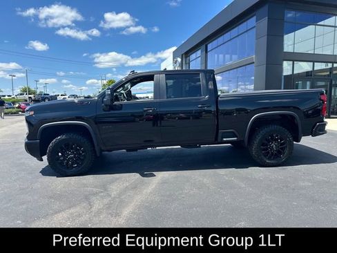 Used 2026 Chevrolet Silverado 2500 LT w/ Trail Boss Package AWD/4WD image 2