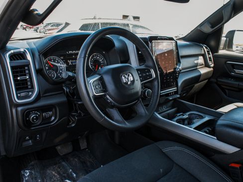 Used 2025 RAM 1500 Big Horn AWD/4WD image 8
