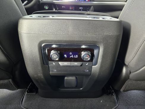 New 2026 Chevrolet Tahoe Premier w/ Sun And Tow Package AWD/4WD image 32