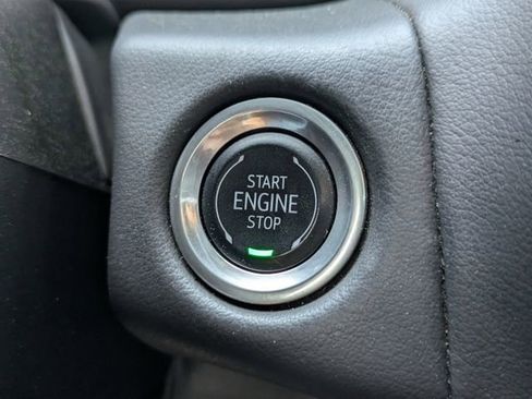 Used 2024 Chevrolet Tahoe LT image 31