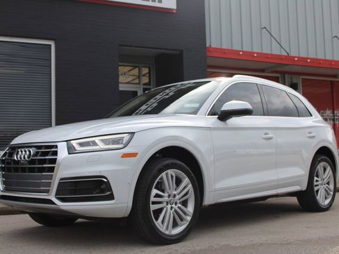 Used 2020 Audi Q5 Prestige AWD/4WD image 10