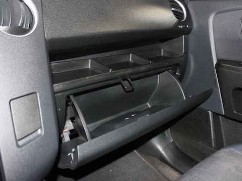 Used 2011 Honda Pilot EX image 19