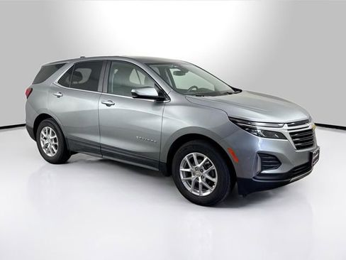 Used 2024 Chevrolet Equinox LT FWD image 3