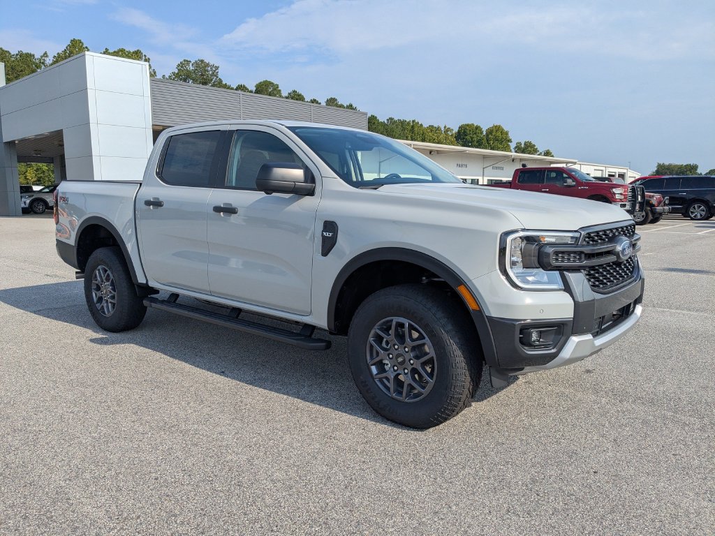 New 2026 Ford Ranger XLT w/ Equipment Group 301A High AWD/4WD image 2
