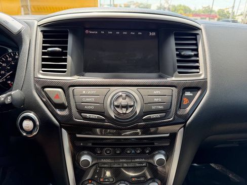 Used 2019 Nissan Pathfinder SV w/ Rock Creek Edition FWD image 21