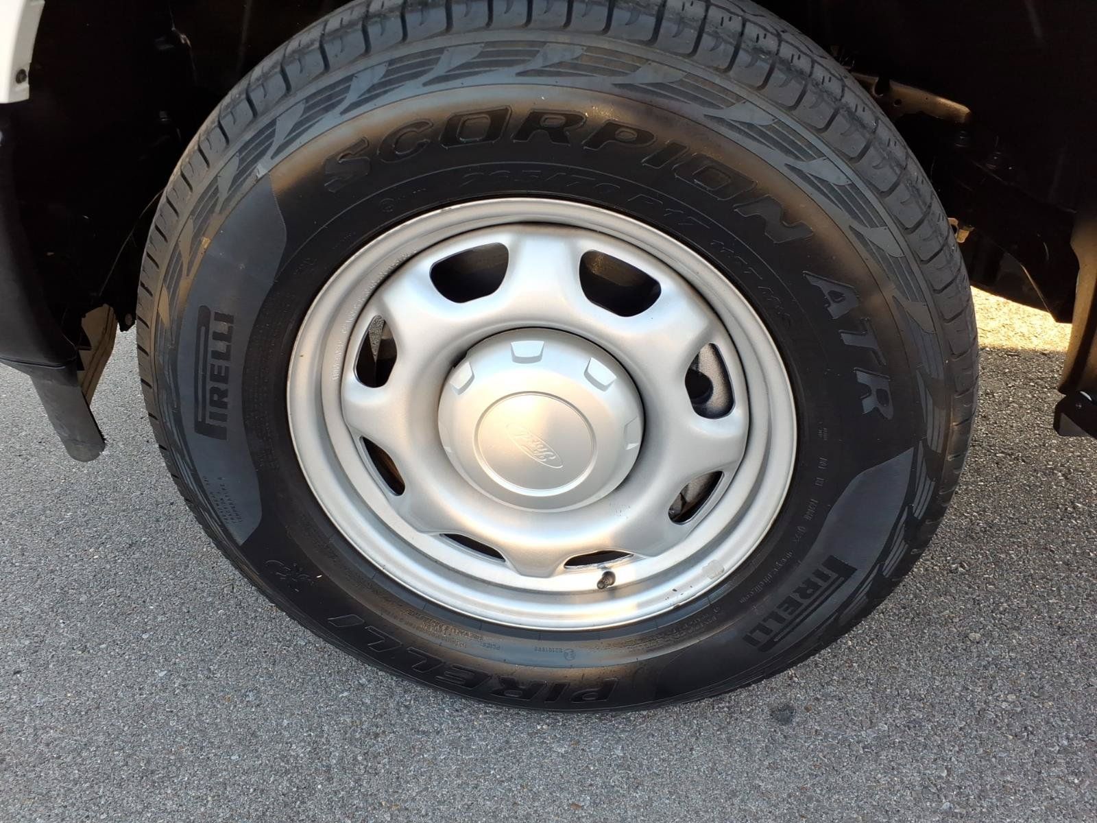 Used 2023 Ford F150 XL AWD/4WD image 9