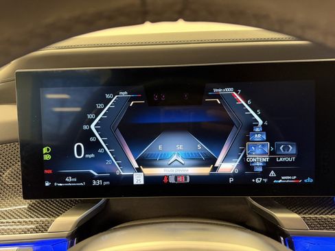 Used 2023 BMW 760i xDrive image 13