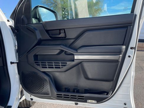 Certified 2025 Toyota Tacoma SR5 image 16