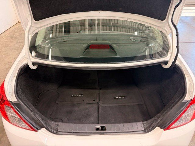 Used 2019 Nissan Versa S FWD image 17