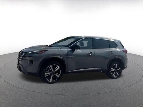 Used 2026 Nissan Rogue SL FWD image 8