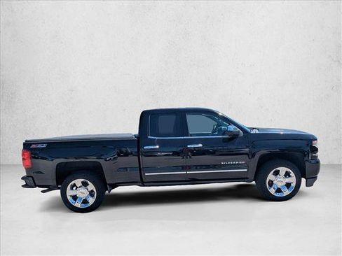 Used 2016 Chevrolet Silverado 1500 LTZ Z71 w/ LTZ Plus Package AWD/4WD image 4