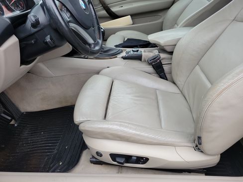 Used 2009 BMW 128i Convertible RWD image 10