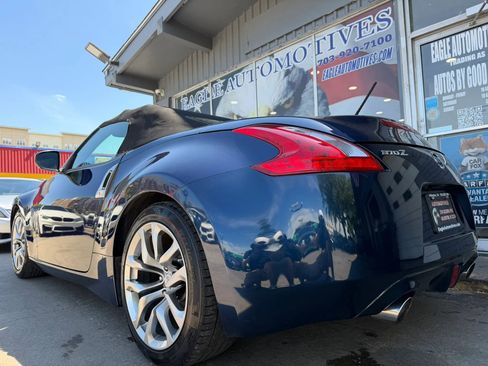 Used 2013 Nissan 370Z Touring image 5