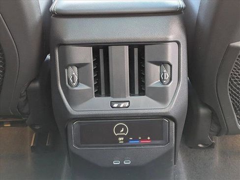 Used 2025 BMW X3 xDrive30i w/ Premium Package image 18