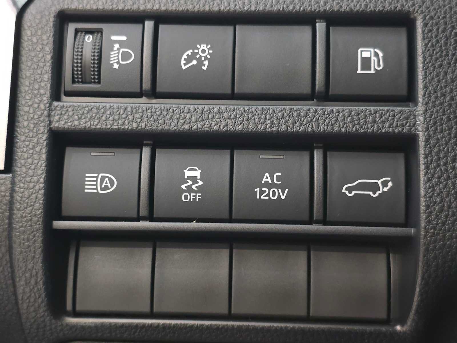 Certified 2025 Toyota 4Runner TRD Off-Road Premium AWD/4WD image 18