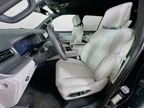 New 2026 Jeep Grand Wagoneer Limited AWD/4WD image 28