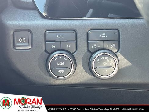 Used 2024 Chevrolet Silverado 1500 RST w/ Convenience Package II AWD/4WD image 28