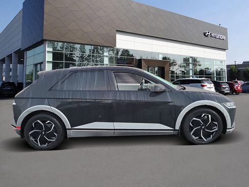 Certified 2024 Hyundai Ioniq 5 Limited image 4