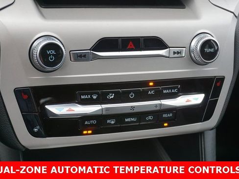 Used 2023 Ford Explorer XLT w/ Equipment Group 202A image 21