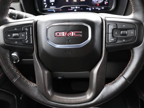 Used 2023 GMC Yukon AT4 AWD/4WD image 19