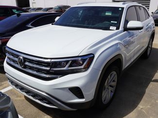 Used 2023 Volkswagen Atlas Cross Sport SE w/ Panoramic Sunroof Package video 1