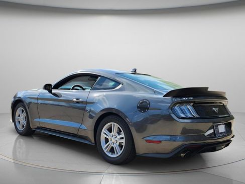 Used 2020 Ford Mustang Coupe image 9