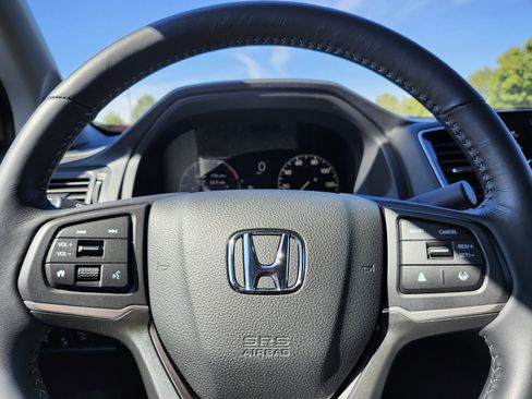 Used 2025 Honda Ridgeline RTL image 22