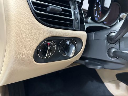 Certified 2026 Porsche Macan AWD/4WD image 20