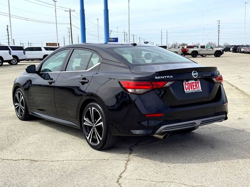 Used 2023 Nissan Sentra SR w/ SR Premium Package image 9