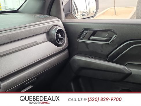 Used 2023 Chevrolet Colorado Trail Boss w/ Technology Package image 22