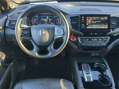 Used 2020 Honda Passport Touring image 15
