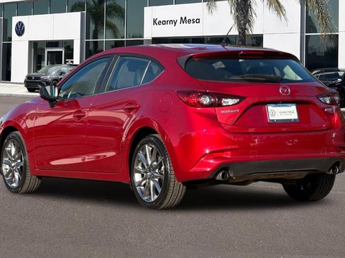 Used 2018 MAZDA MAZDA3 Touring image 6